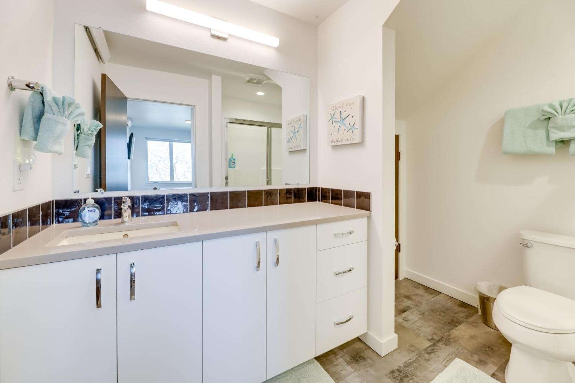 Scenic Depoe Bay Townhome With Deck Less Than 1 Mi To Parks! Eksteriør billede