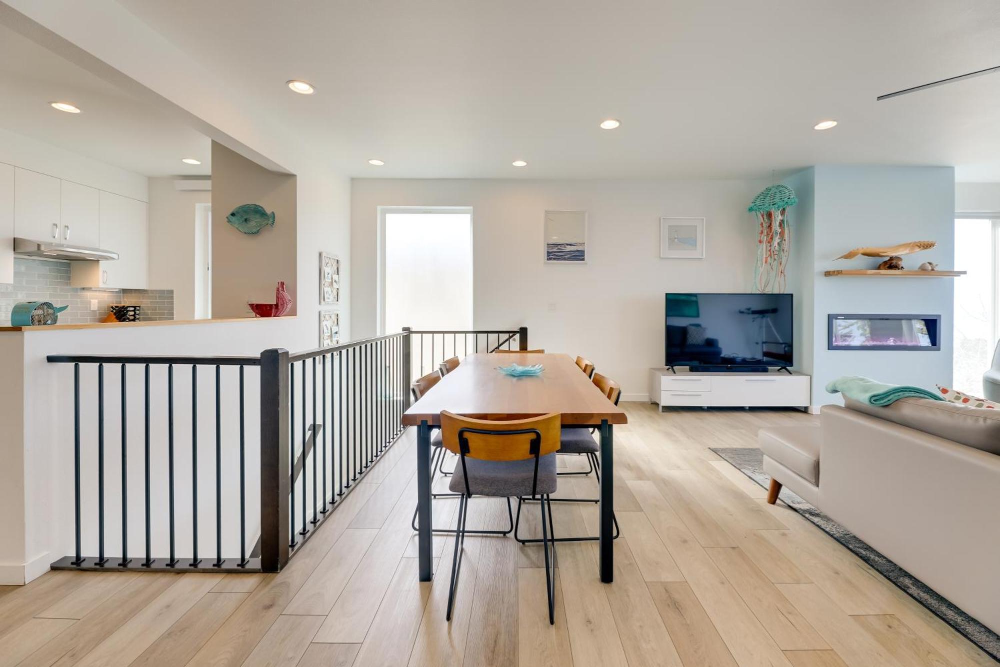 Scenic Depoe Bay Townhome With Deck Less Than 1 Mi To Parks! Eksteriør billede
