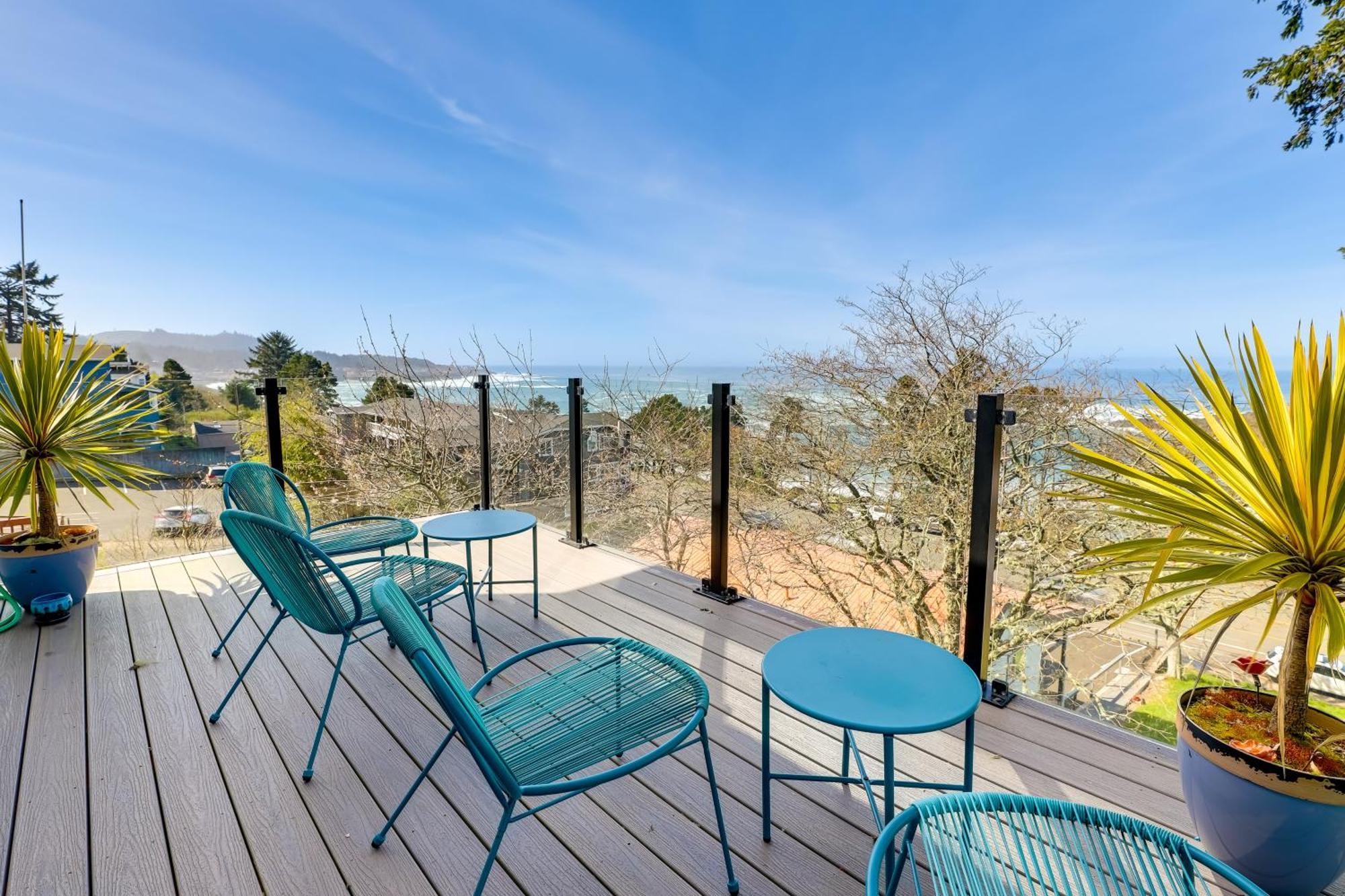 Scenic Depoe Bay Townhome With Deck Less Than 1 Mi To Parks! Eksteriør billede